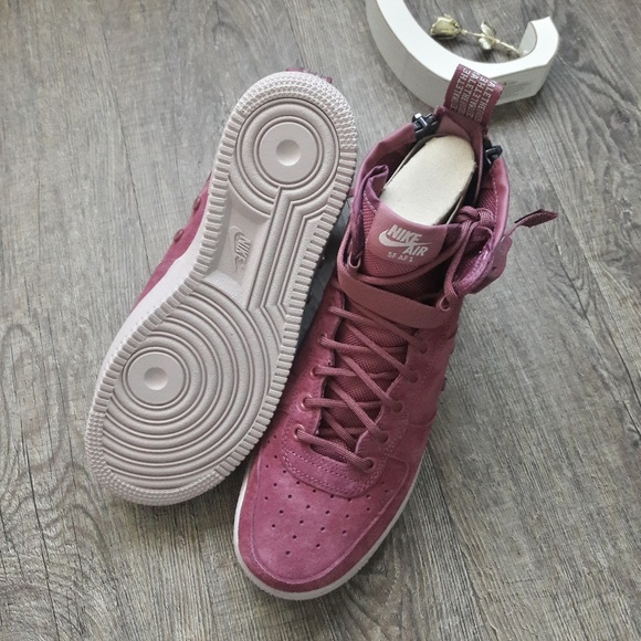 NEW Nike SF Air Force 1 Mid Force Is Female (Rare) - Picture 3 of 6